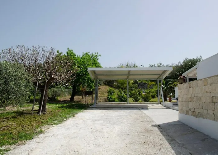 Andre With Private Pool In Val Di * Noto